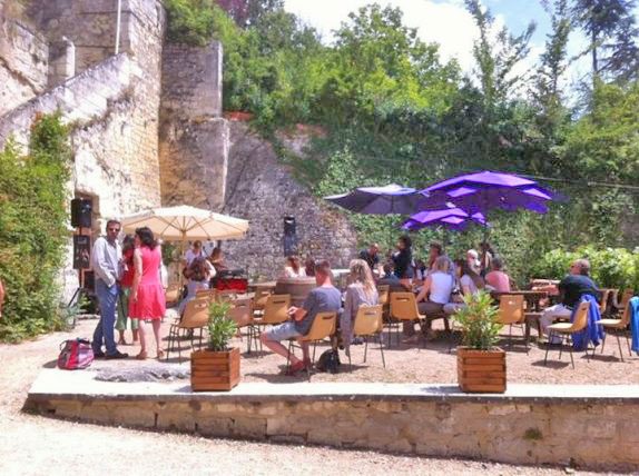 terrasse de la cave monplaisir de chinon